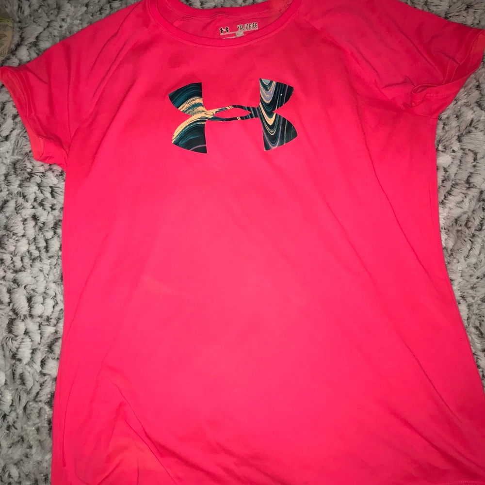 Under armour short sleeve